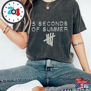 Gildan Black Washed 5 Seconds of Summer Graphic Tee